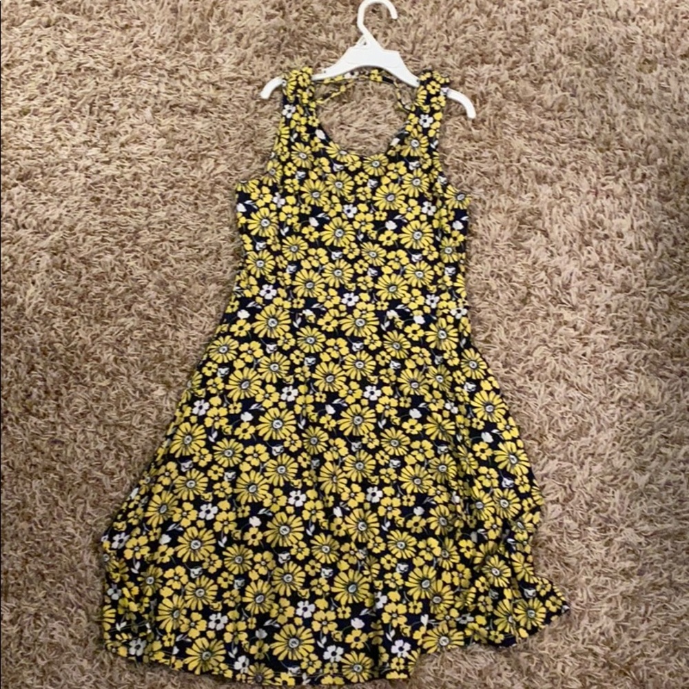 Girls flower dress